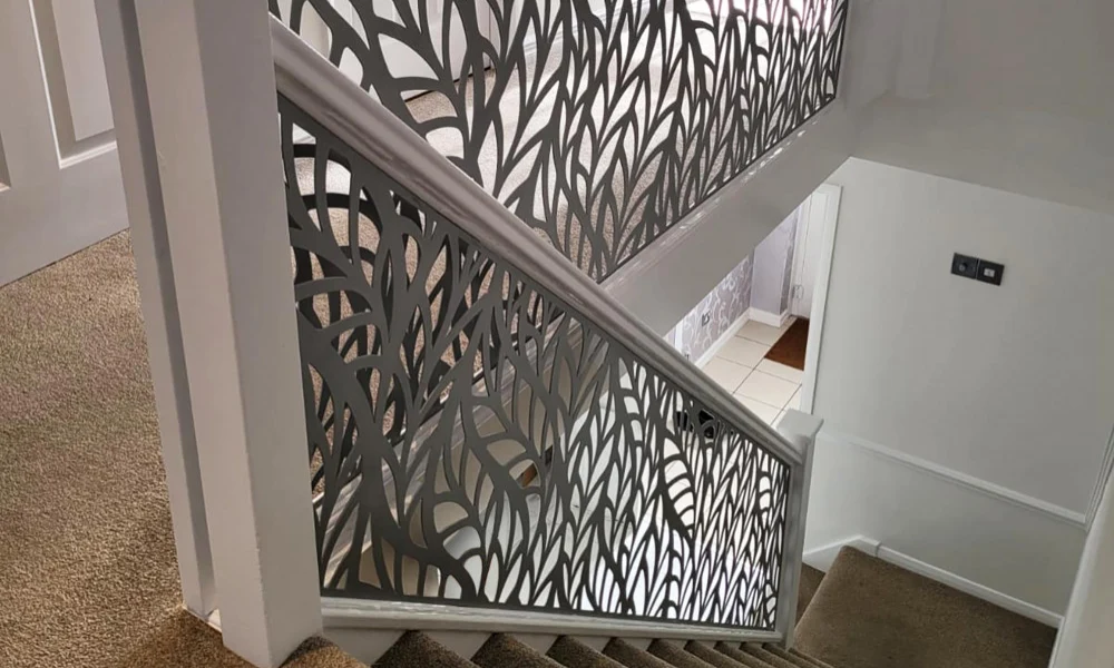 راه پله با ورق سی ان سی